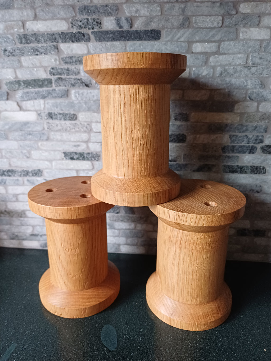 Medium Oak Spool